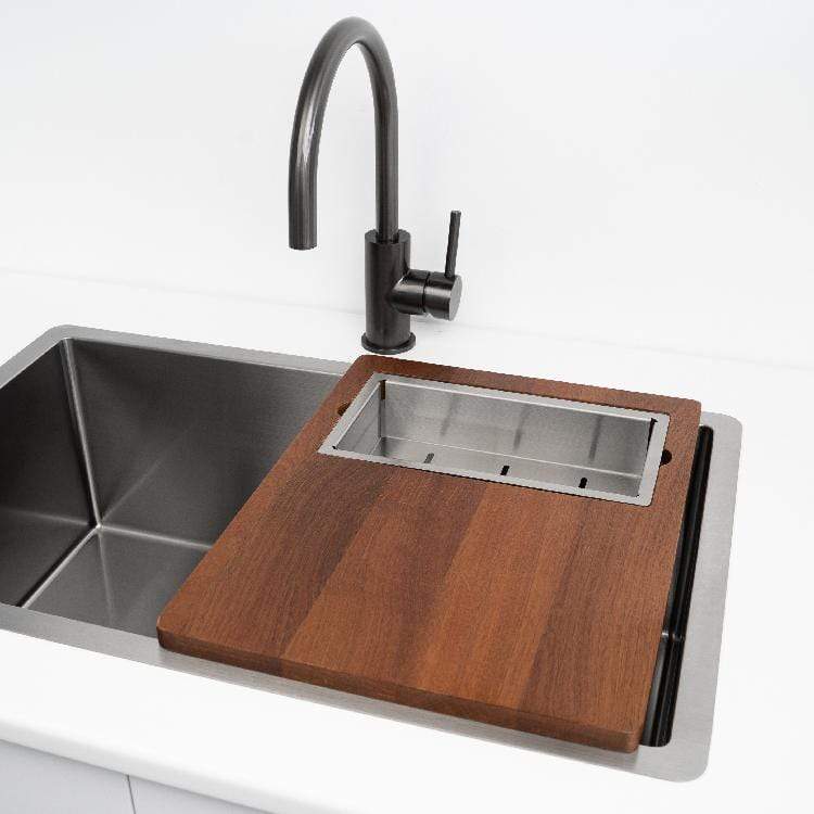 Alma Emma Chopping Board & Integrated Colander Set - Image 4