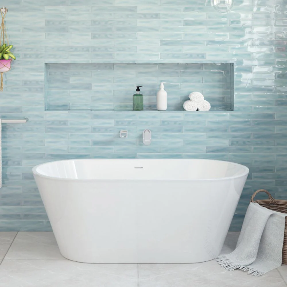 Fienza Austin 1500mm Freestanding Acrylic Bath with Overflow Gloss White - Image 2