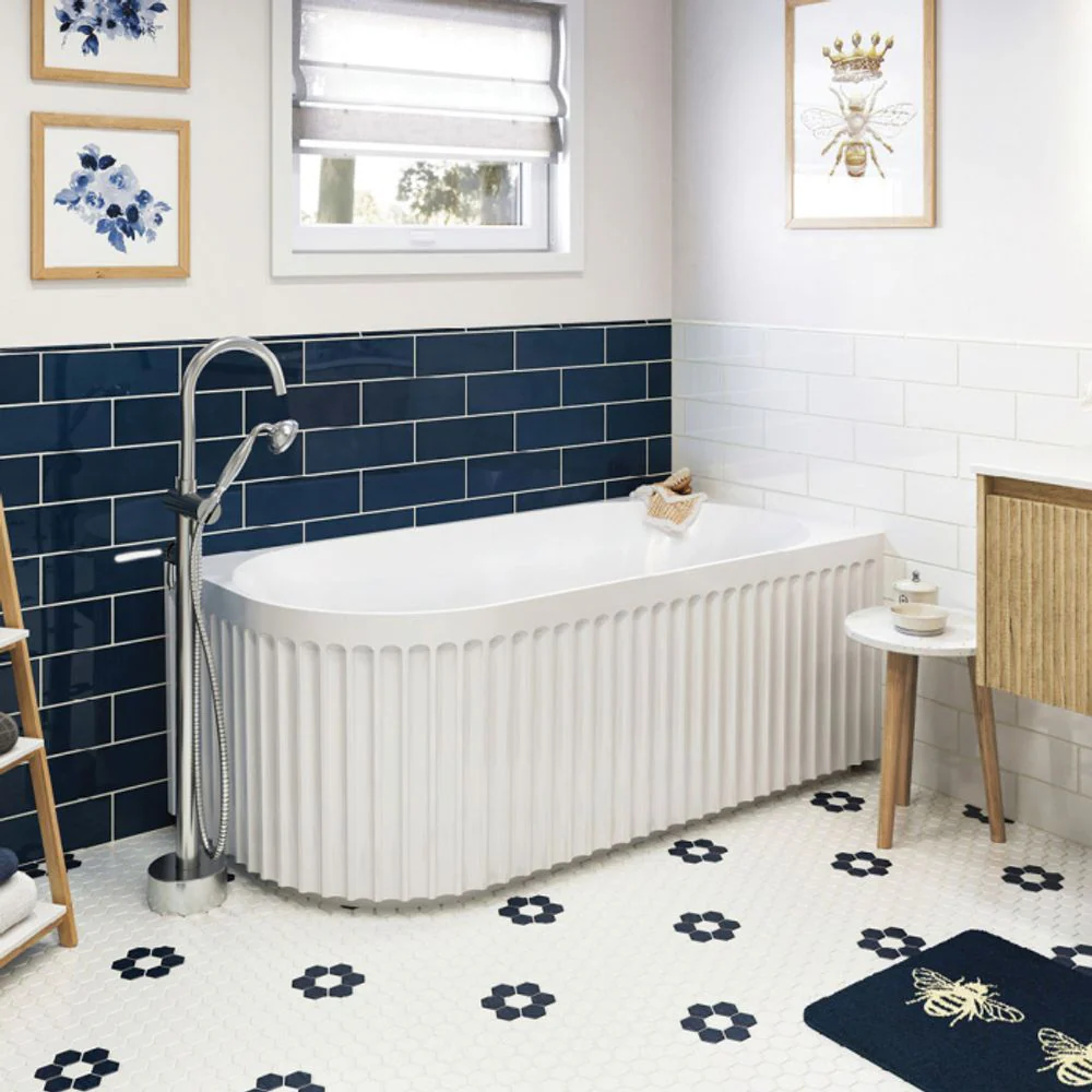 Fienza Eleanor 1500mm Fluted Acrylic Left Hand Corner Bath Gloss White - Image 5