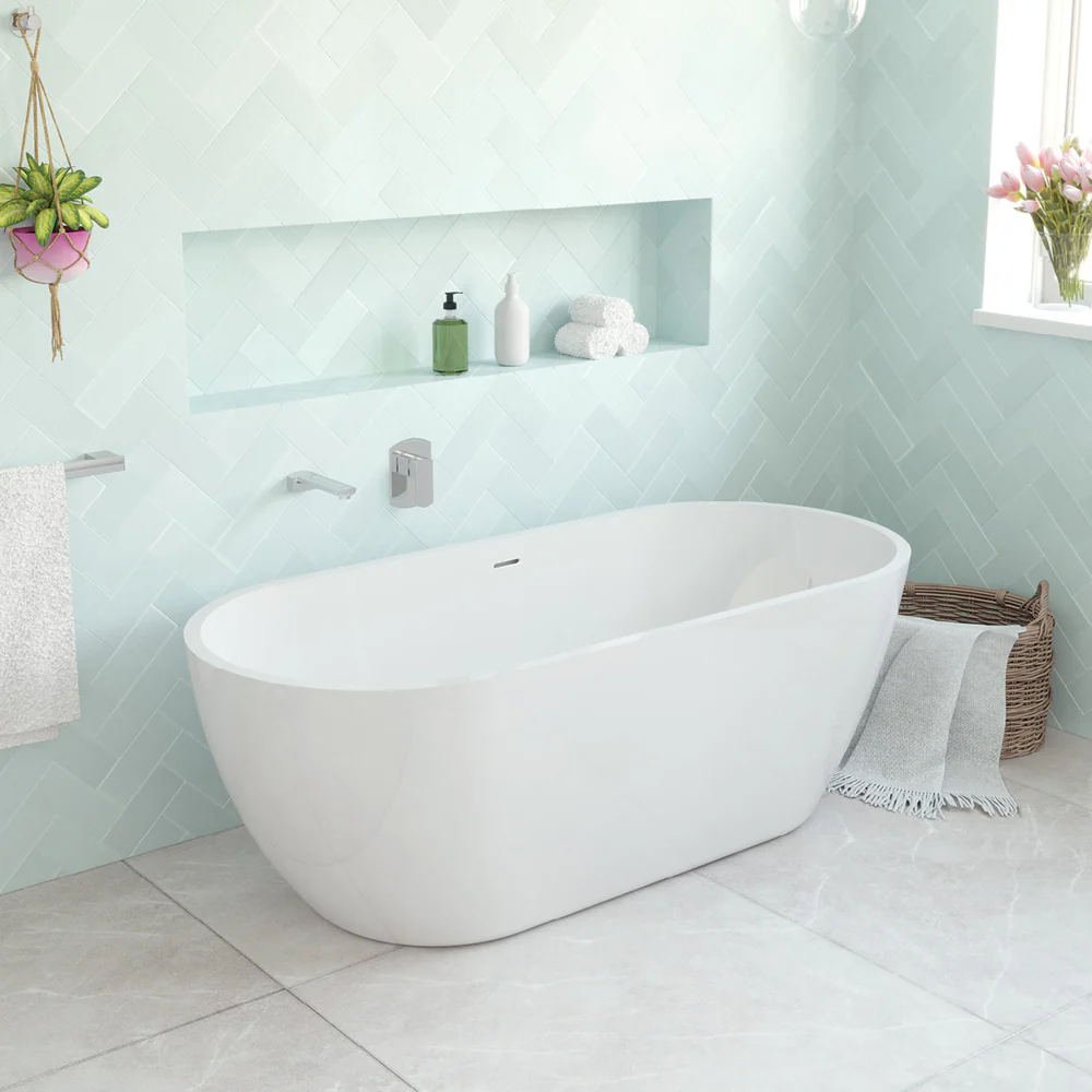 Fienza Koko Freestanding Acrylic Bath 1680mm with Overflow Gloss White - Image 2