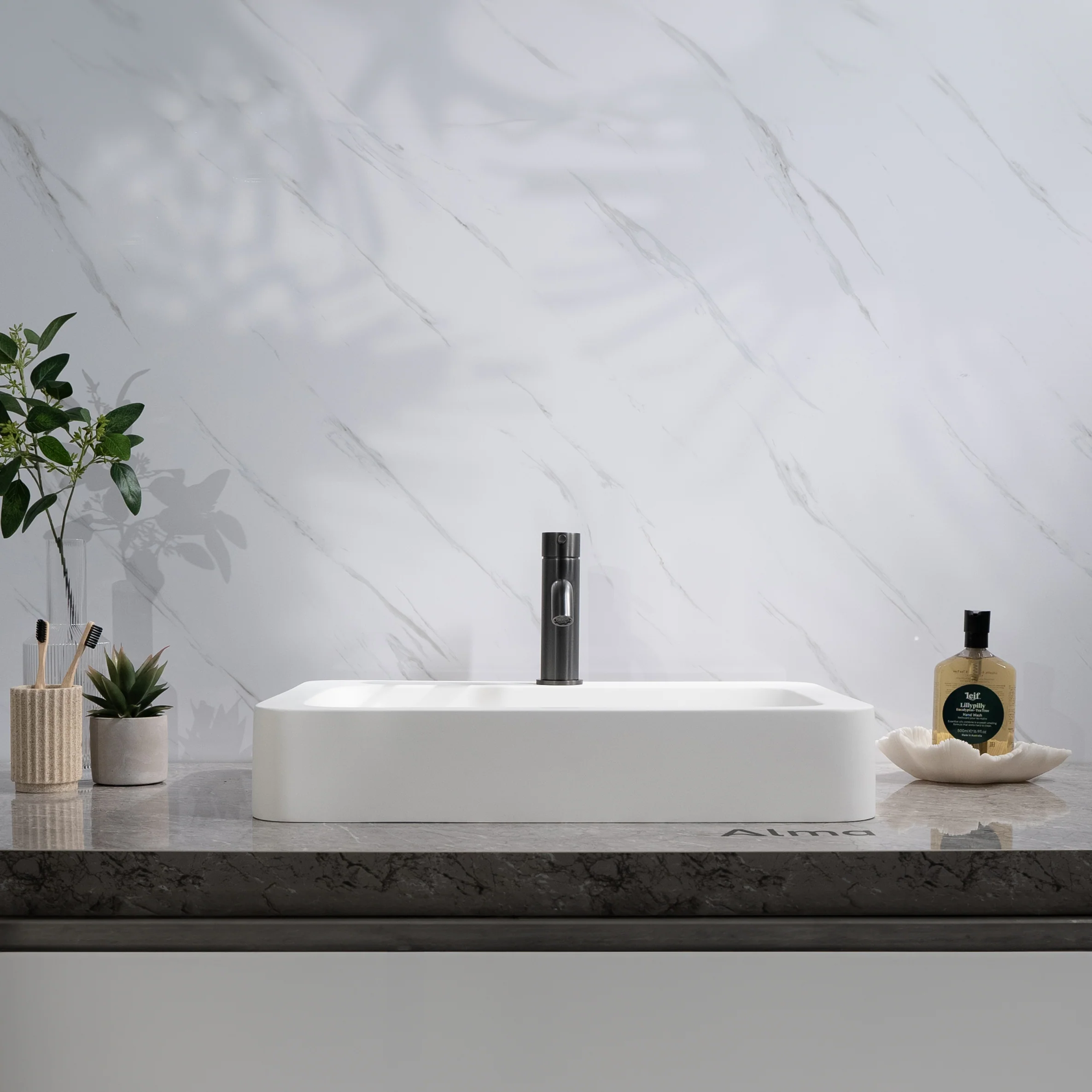Alma Mira Brushed Gunmetal Short Basin Mixer - Image 4