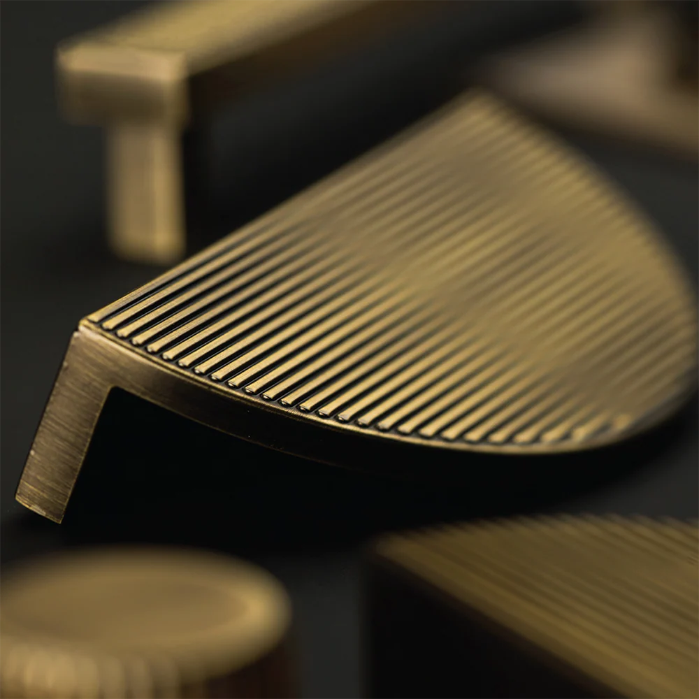 Momo Handles Momo Barrington Eclipse Ribbed 64mm Dark Brushed Brass - Image 2