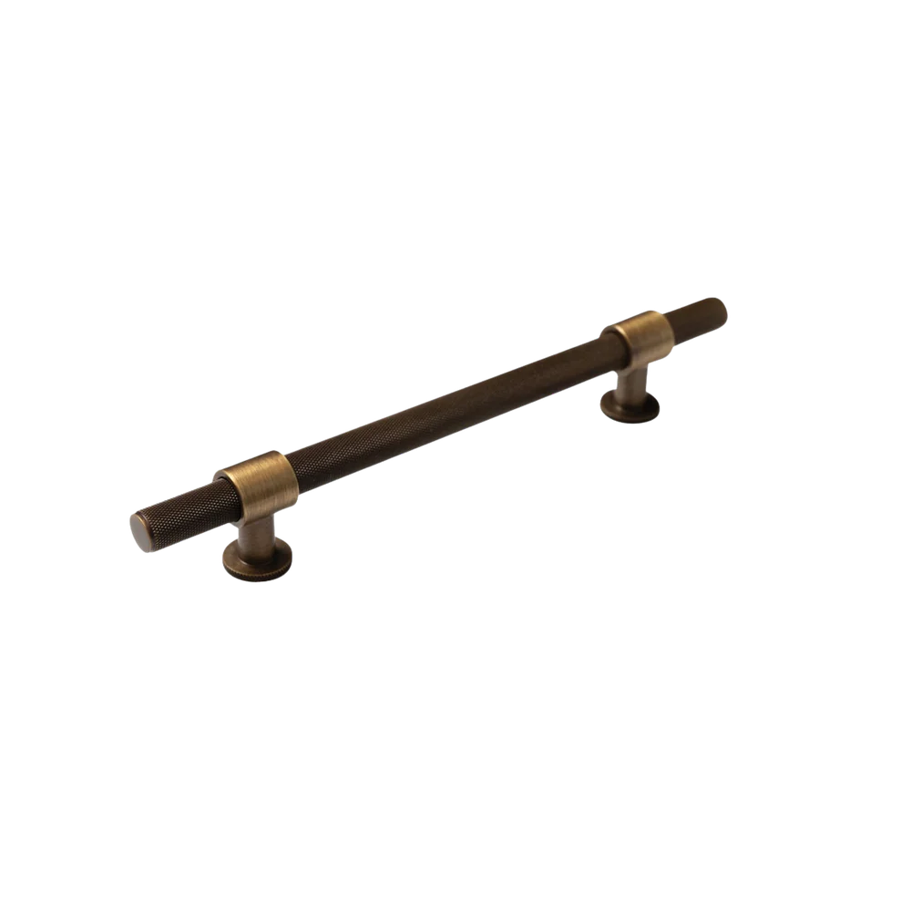 Momo Handles Momo Belgravia Solid Brass Bar Pull 160mm Bronze