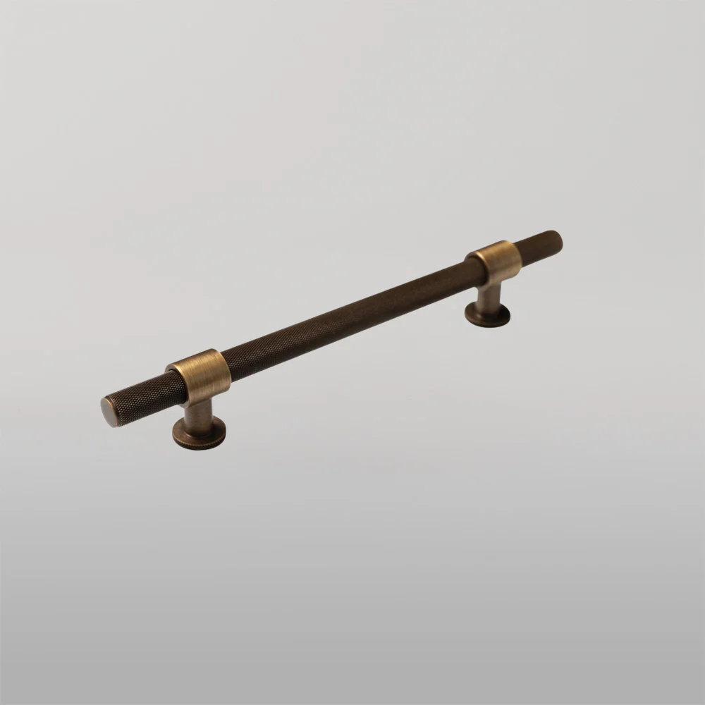 Momo Handles Momo Belgravia Solid Brass Bar Pull 160mm Bronze - Image 2