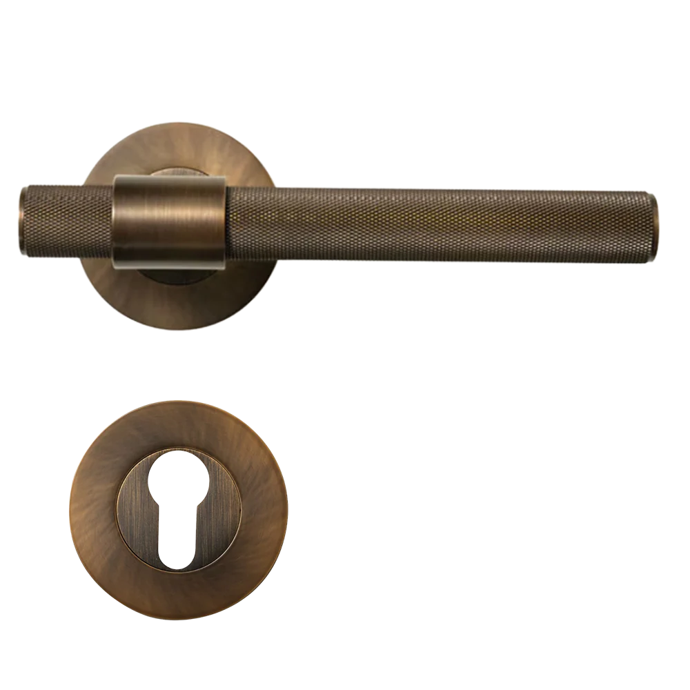 Momo Handles Belgravia Solid Brass Lever Entrance Set Bronze - Image 3
