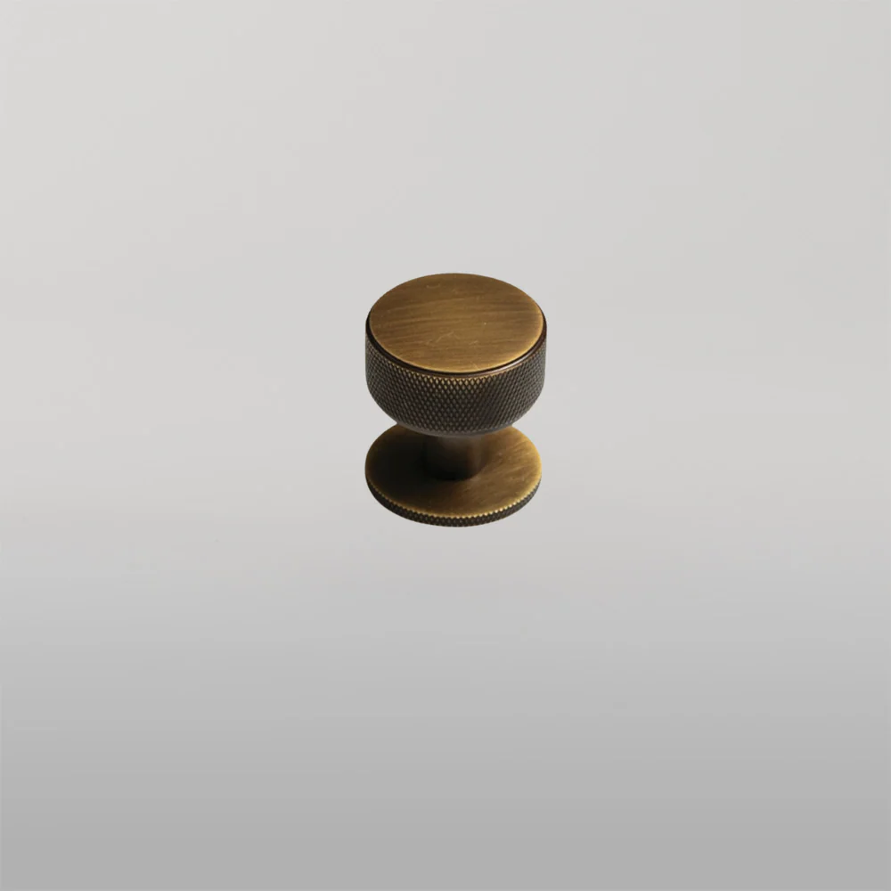 Momo Handles Momo Belgravia Solid Brass Round Knob 35mm Bronze - Image 2
