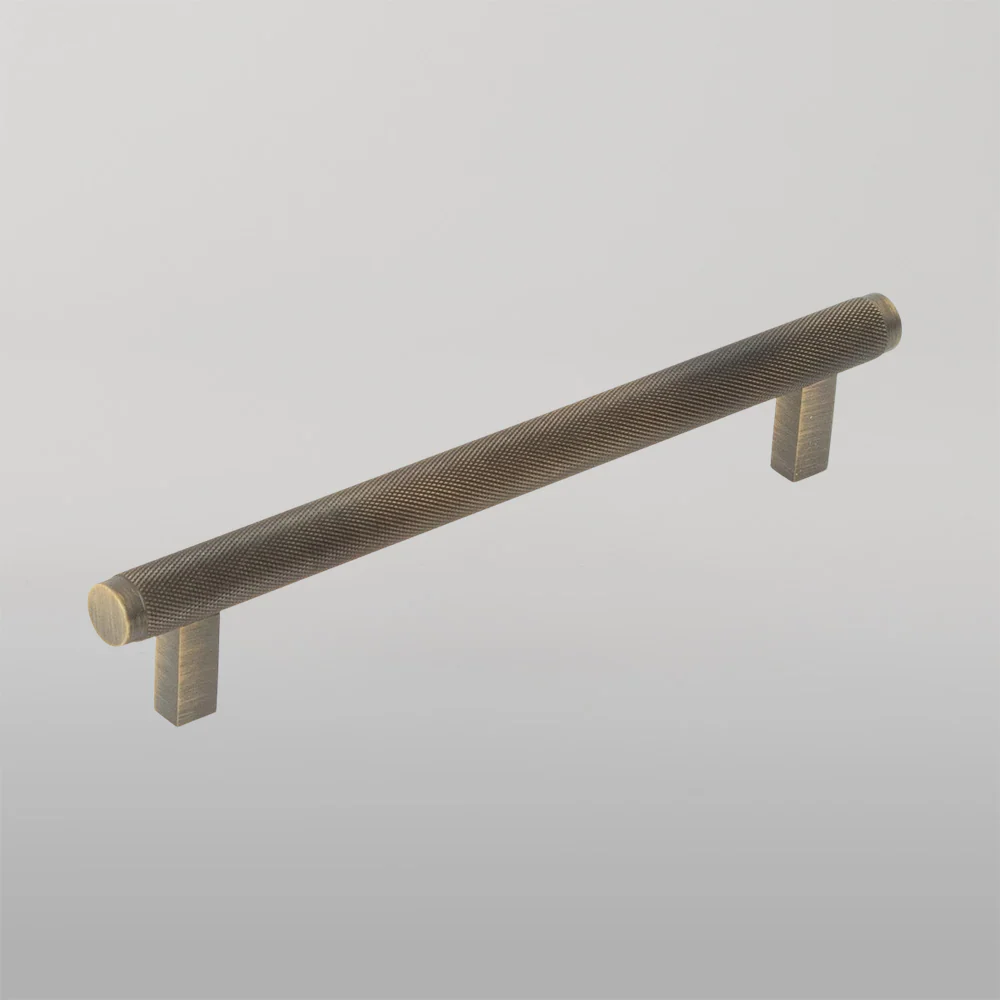 Momo Handles Momo Bellevue Solid Brass Knurled Bar Pull 160mm Dark Brushed Brass - Image 4