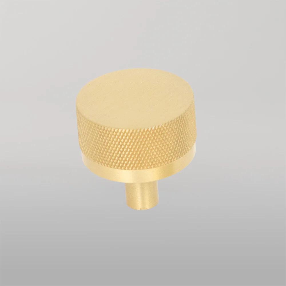 Momo Handles Momo Bellevue Solid Brass Knurled Knob 35mm Brushed Satin Brass - Image 4
