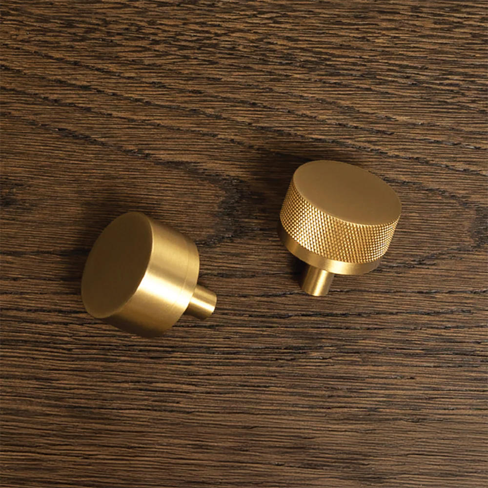 Momo Handles Momo Bellevue Solid Brass Plain Knob 35mm Brushed Satin Brass - Image 2