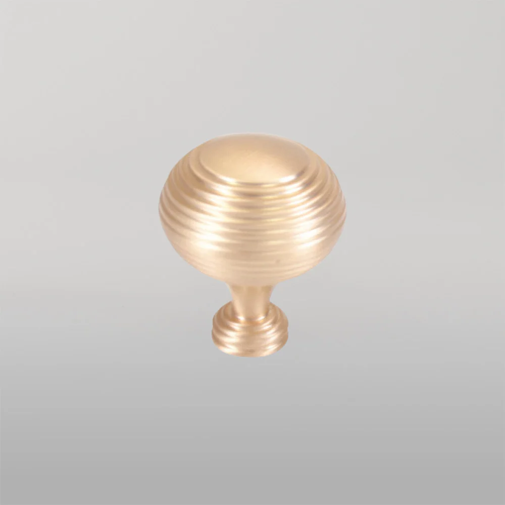 Momo Handles Momo Catona Round Knob 32mm Brushed Matte Brass - Image 2