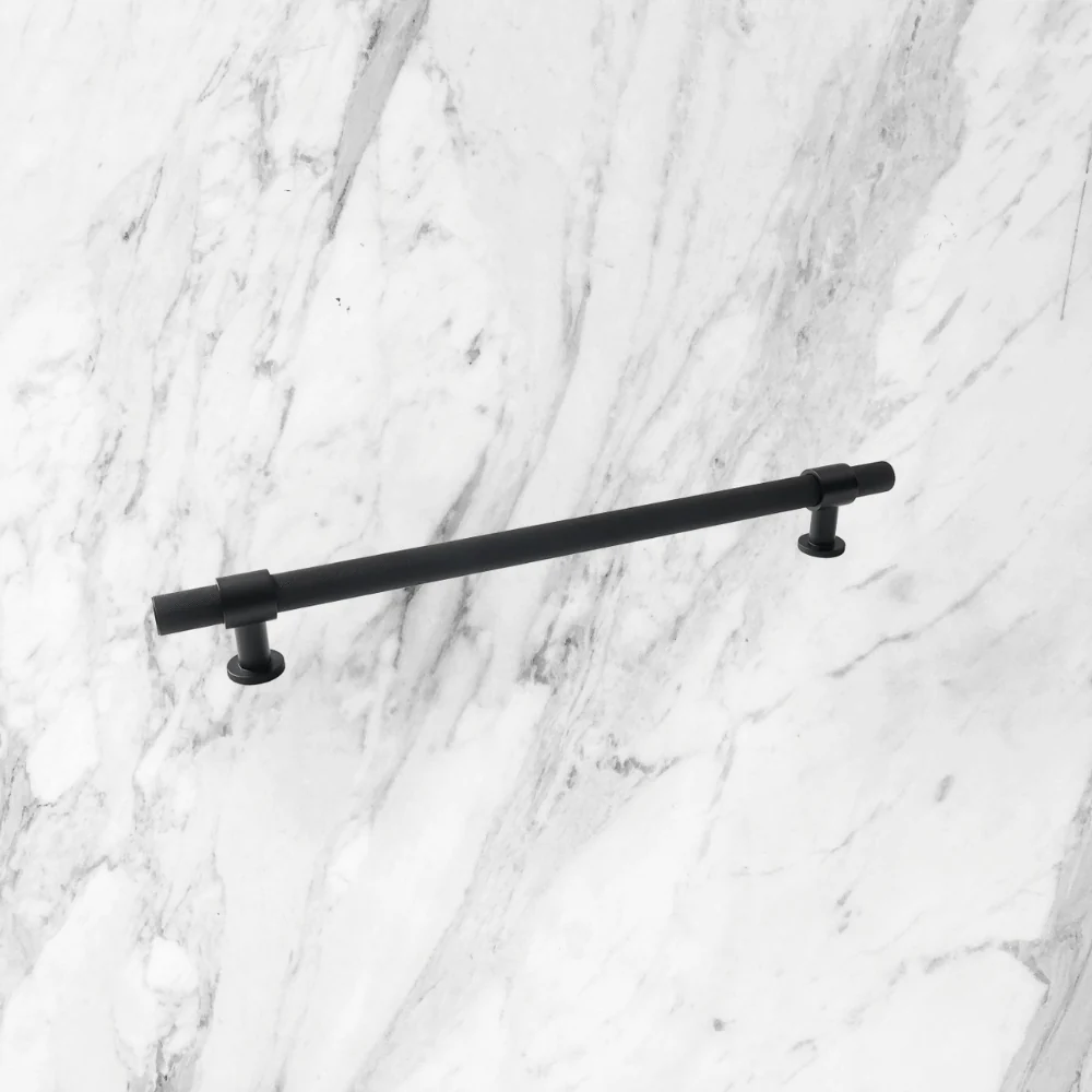 Momo Handles Belgravia Knurled Solid Brass Entrance Pull Handle Matte Black - Image 2