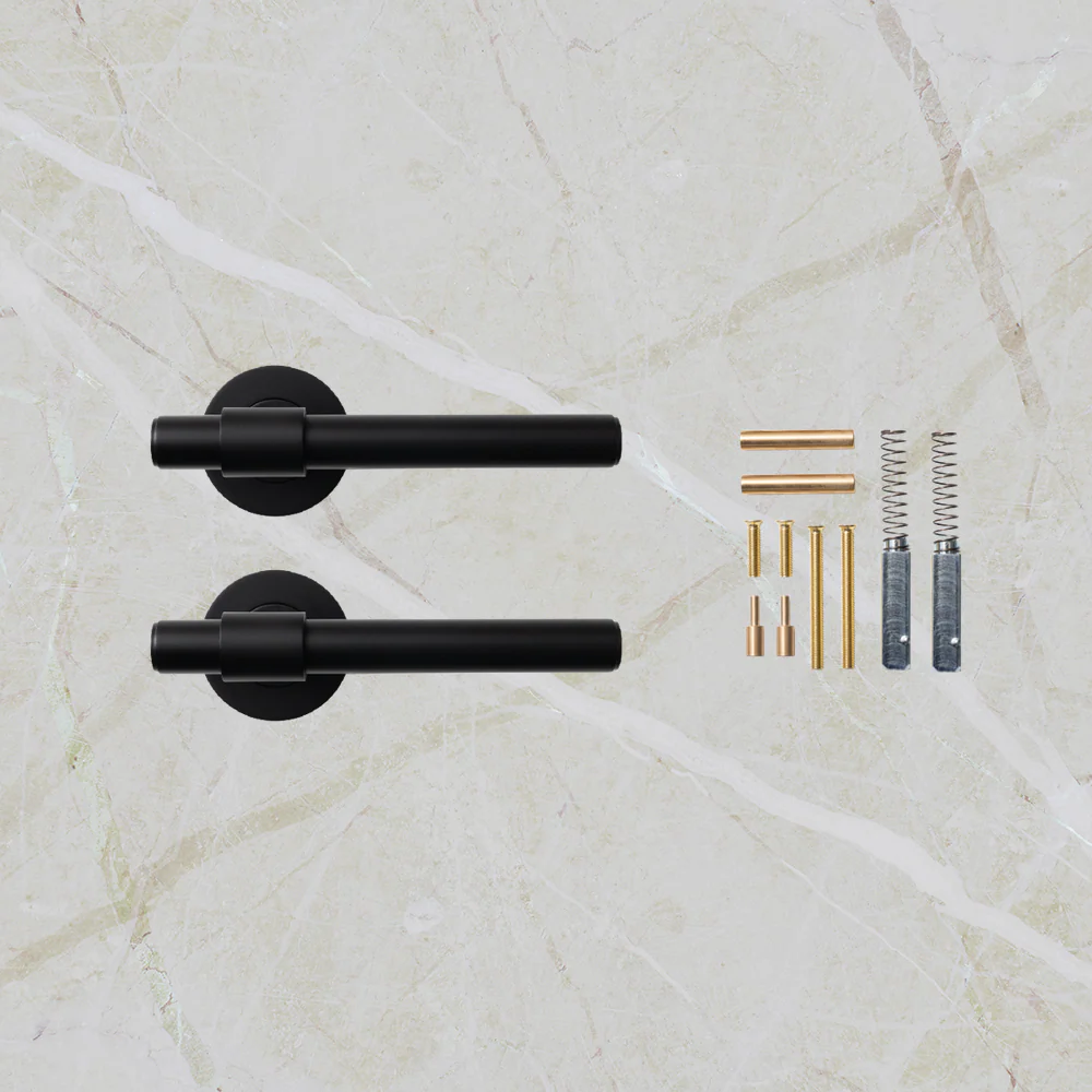 Momo Handles Belgravia Plain Lever Handle Set Matte Black - Image 2