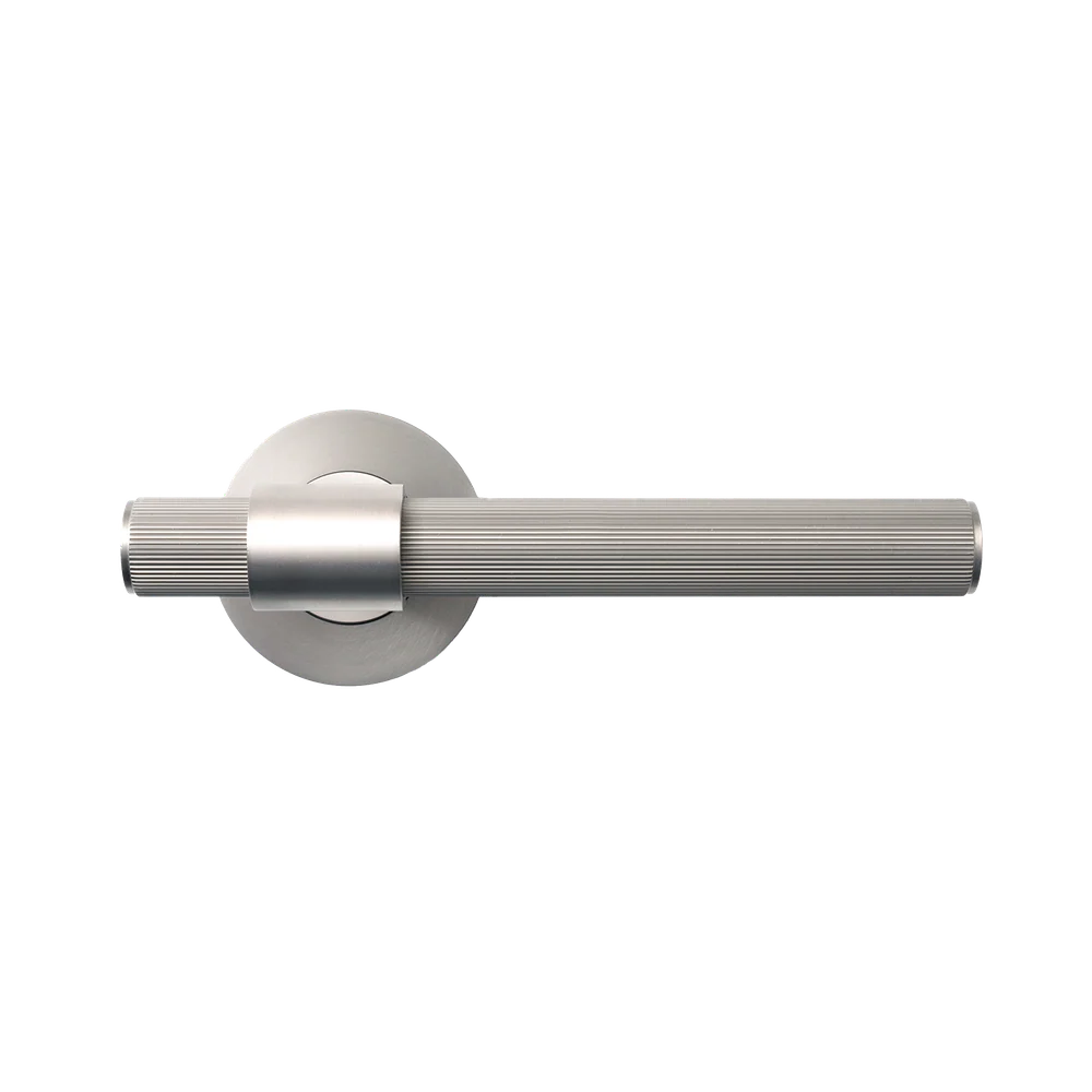 Momo Handles Belgravia Solid Brass Lined Lever Entrance Set Dull Brushed Nickel - Image 3