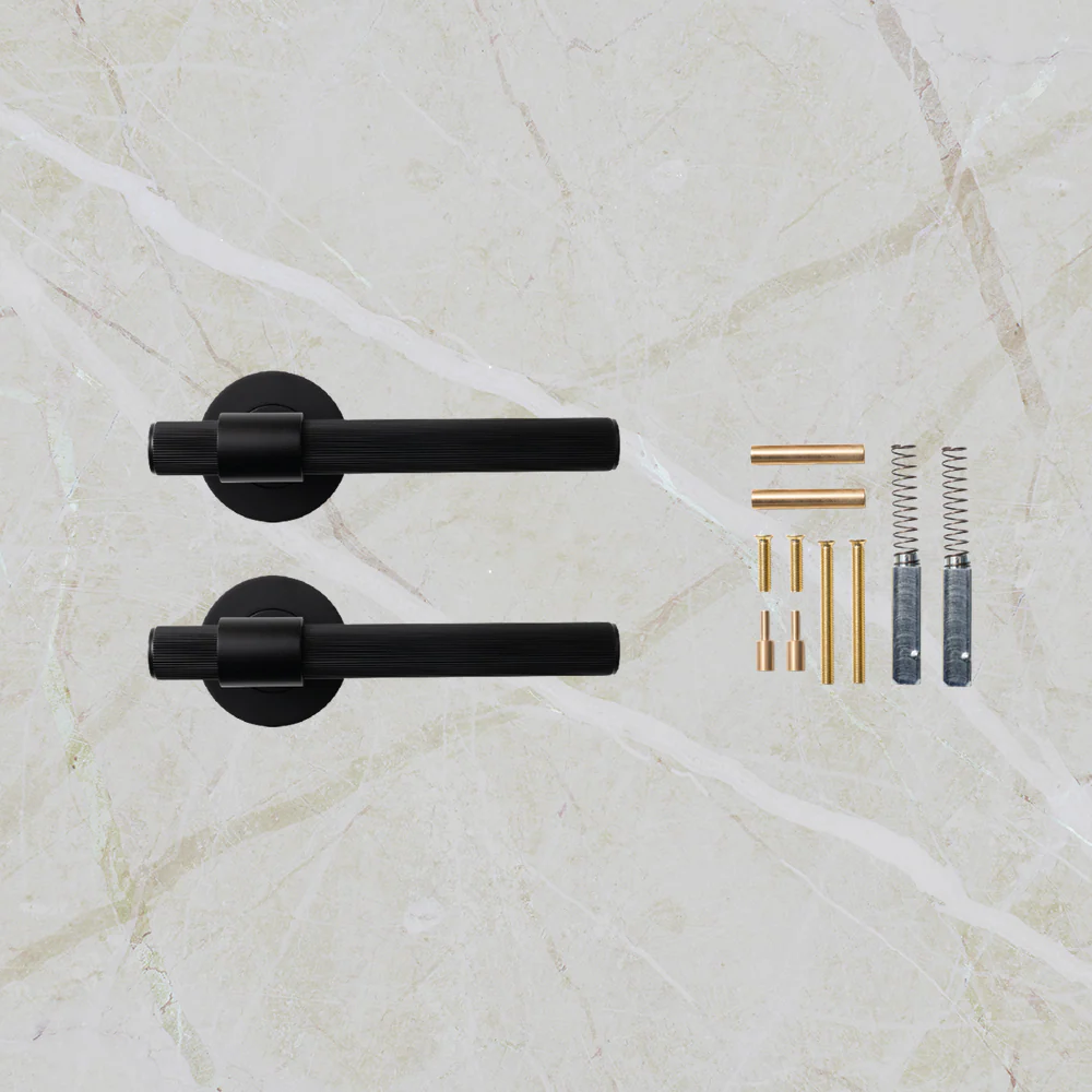 Momo Handles Belgravia Solid Brass Lined Lever Handle Set Matte Black - Image 2