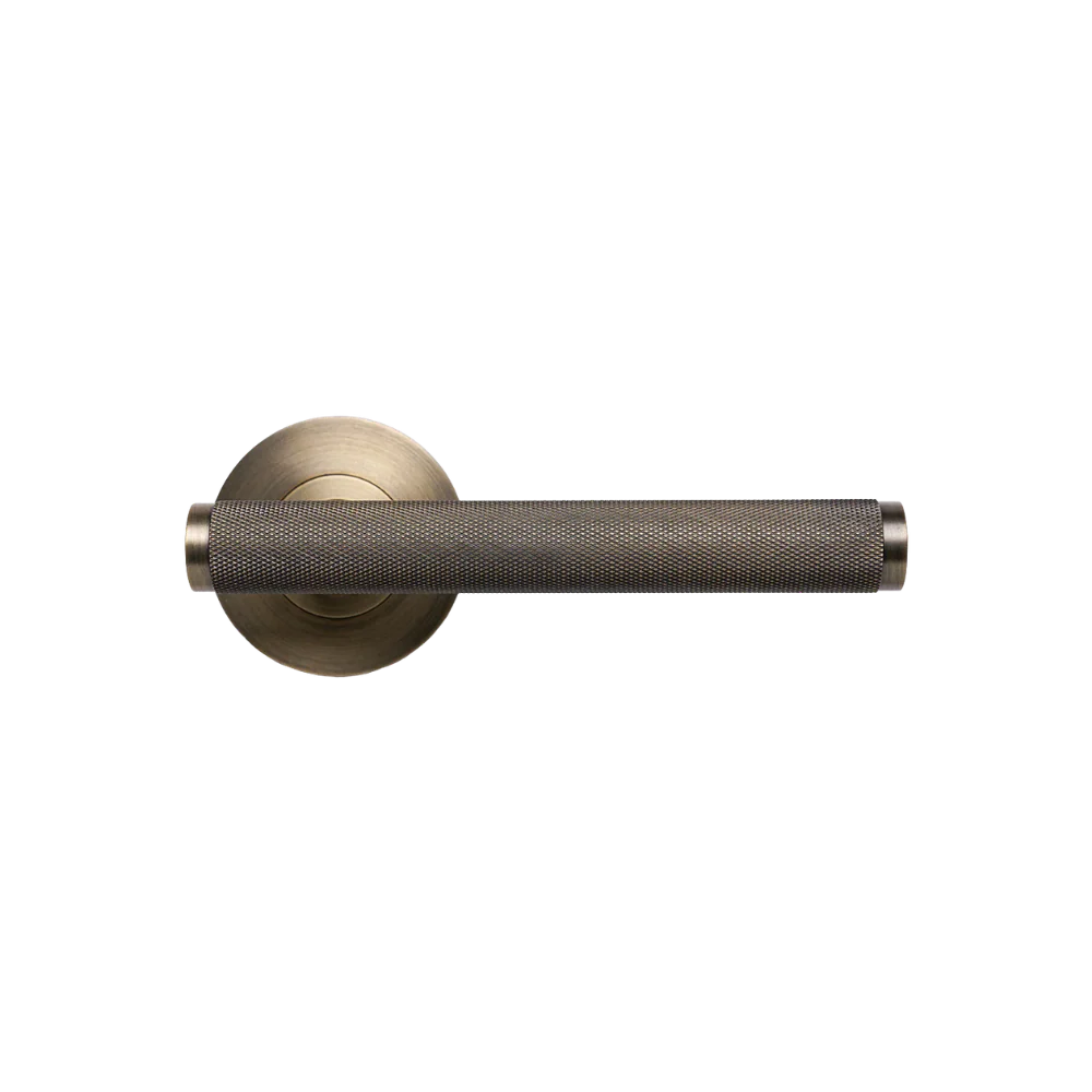 Momo Handles Bellevue Solid Brass Knurled Lever Entrance Set in Dark Brushed Brass - Image 3