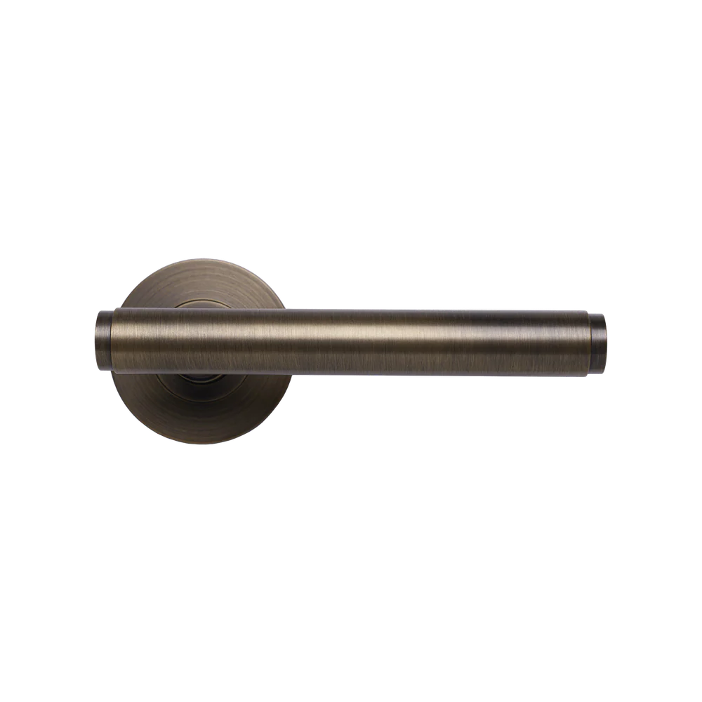 Momo Handles Bellevue Solid Brass Plain Tubular Latch Passage Lever Set Bronze