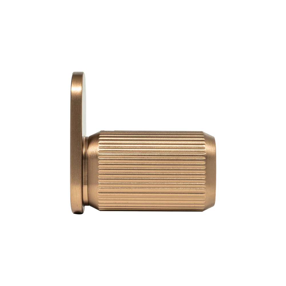 Momo Handles Brooklyn Wall Hook 70mm Dark Brushed Brass - Image 5