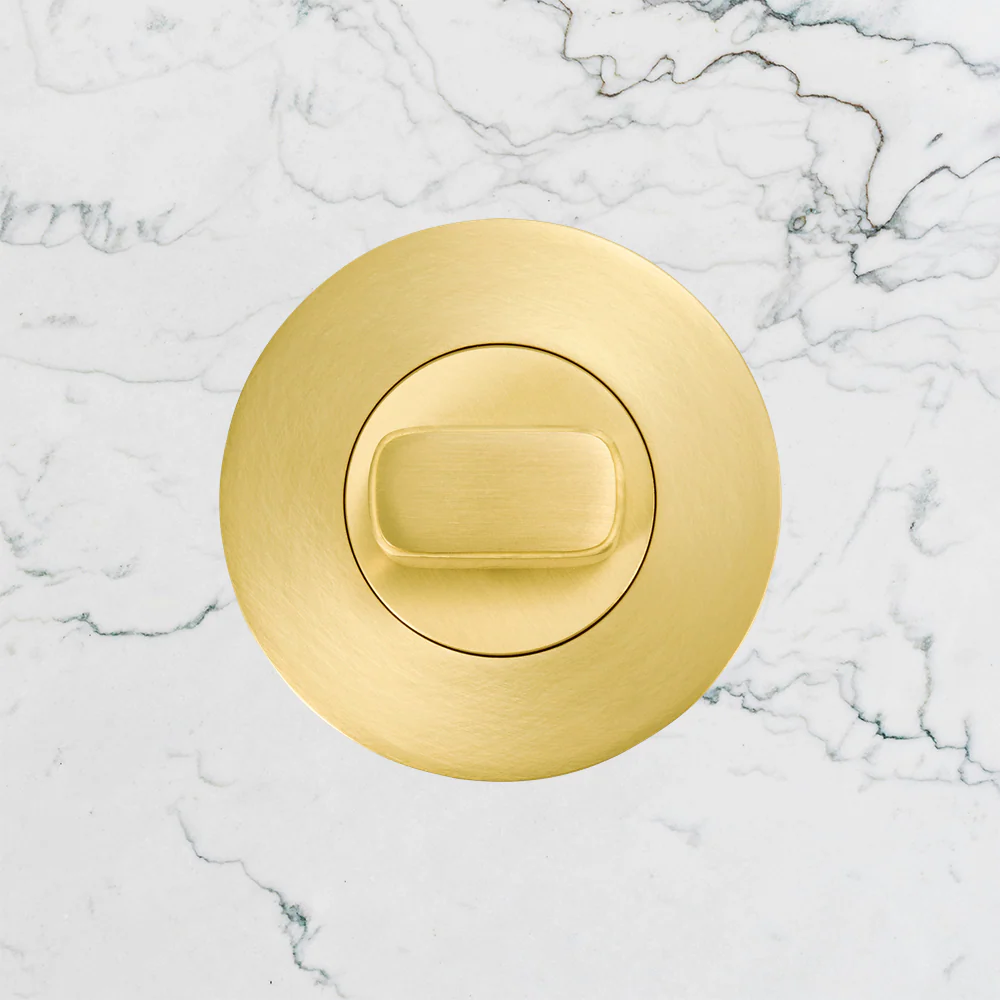 Momo Handles Privacy Thumb Turn Set Brushed Satin Brass - Image 2