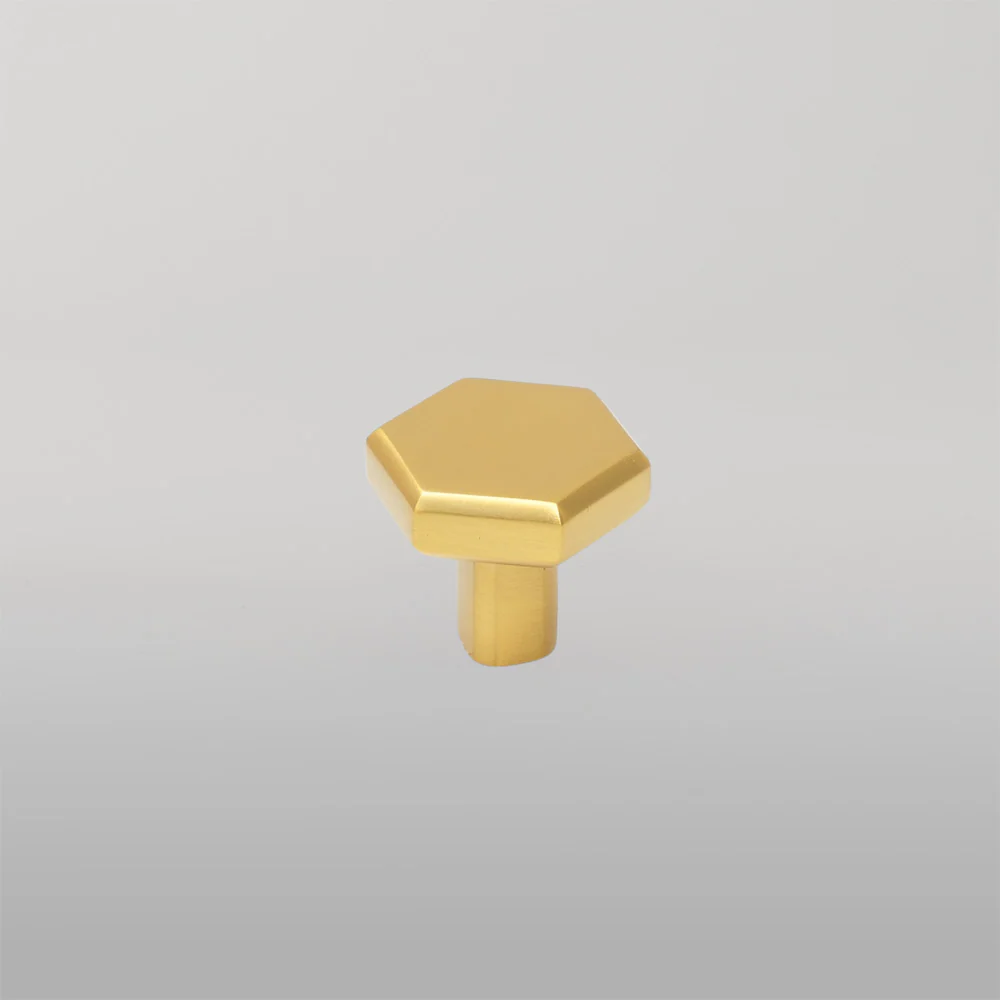 Momo Hendrix Knob 32mm Brushed Satin Brass - Image 2