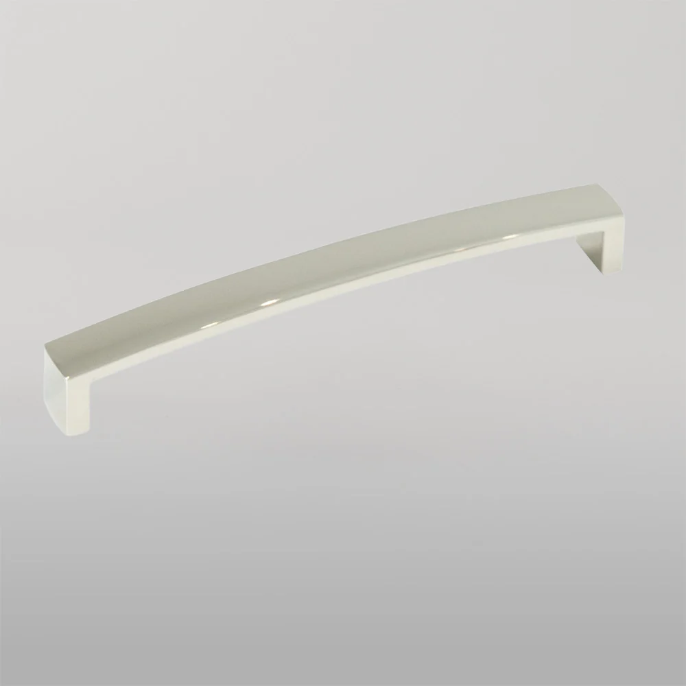 Momo New Hampton D Handle 160mm Polished Nickel - Image 2