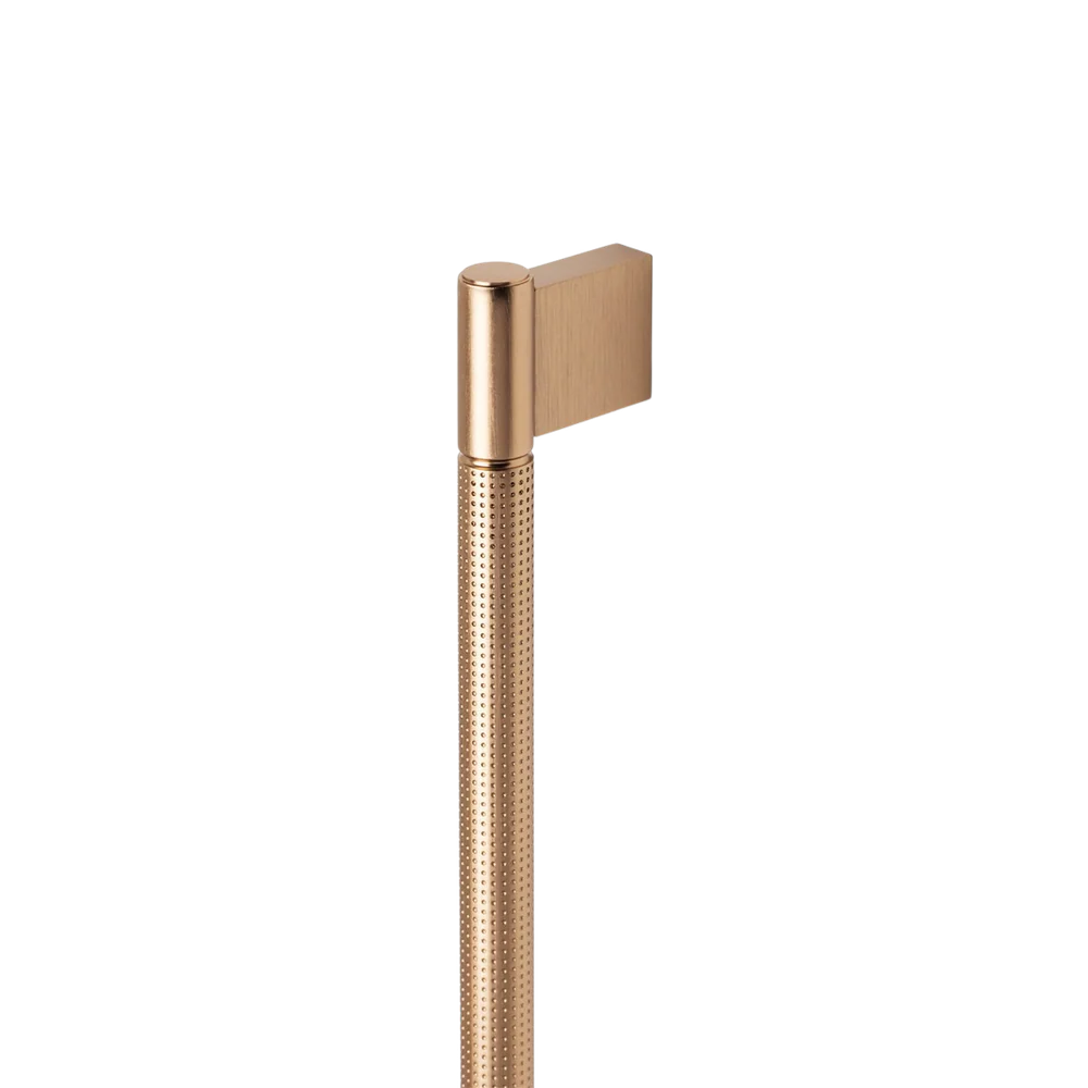 Momo Handles Momo Point D Handle 960mm Brushed Dark Brass - Image 3