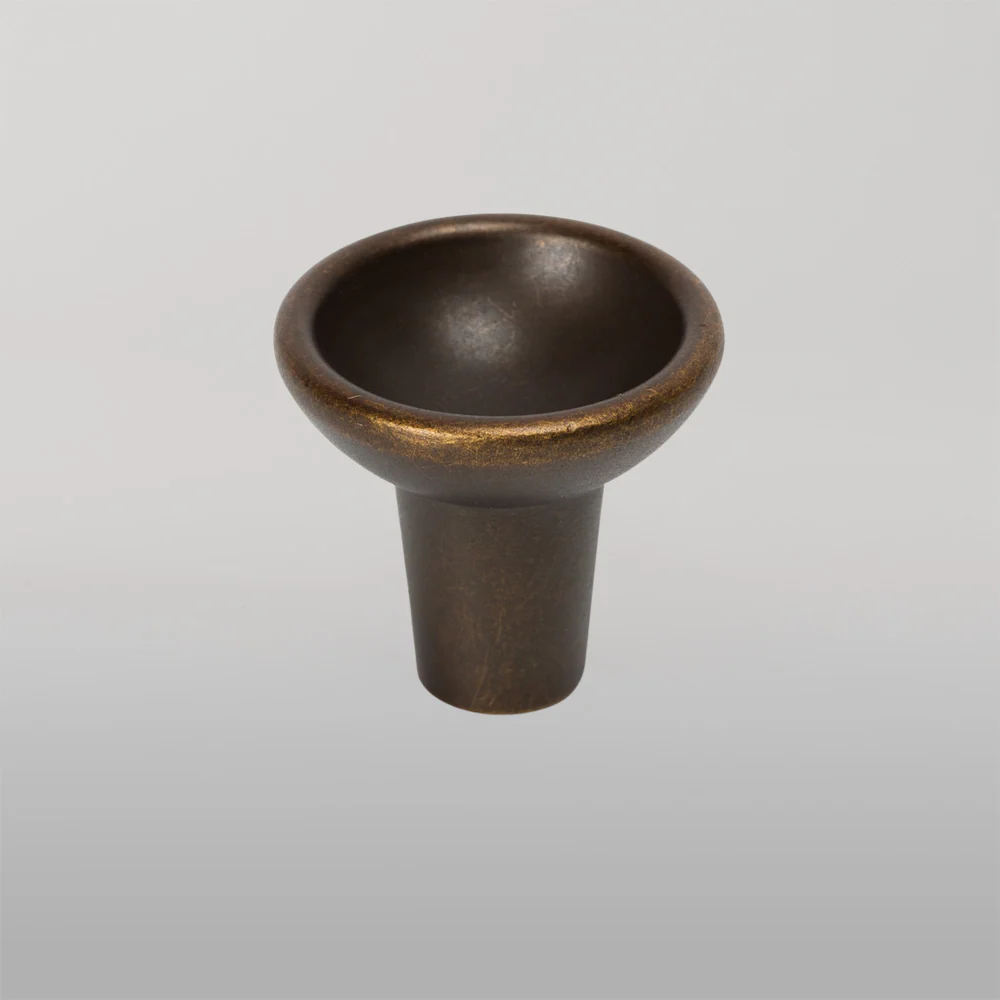 Momo Handles Momo Raviolo Round Knob 29mm Antique Brass - Image 2