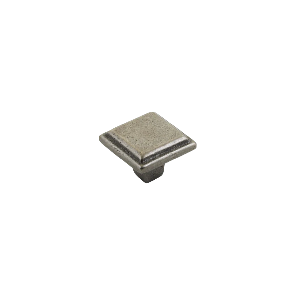 Momo Handles Momo Windsor Square Knob 34mm Pewter