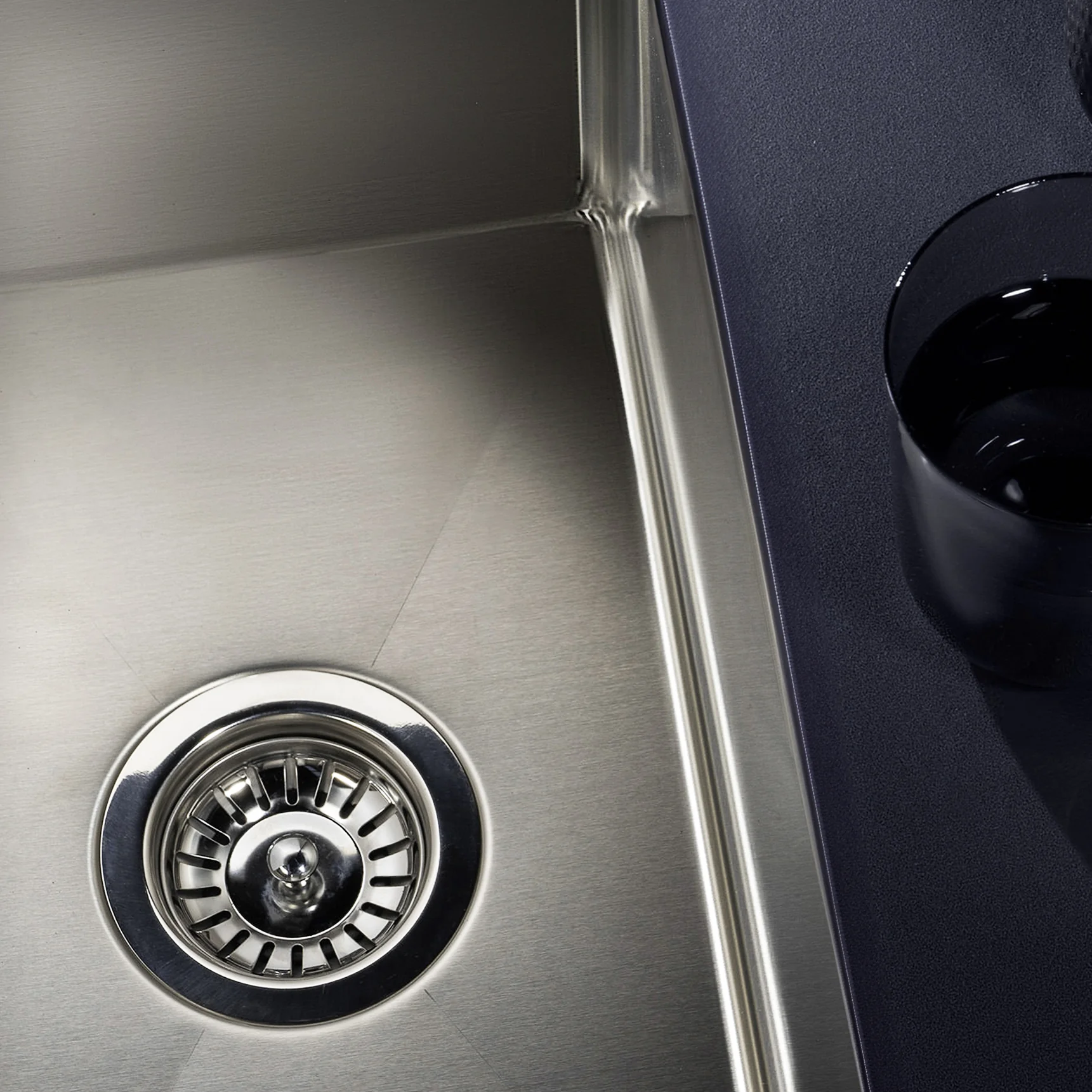 Alma Ross 380x450 Alfresco 316 Stainless Steel Sink - Image 4