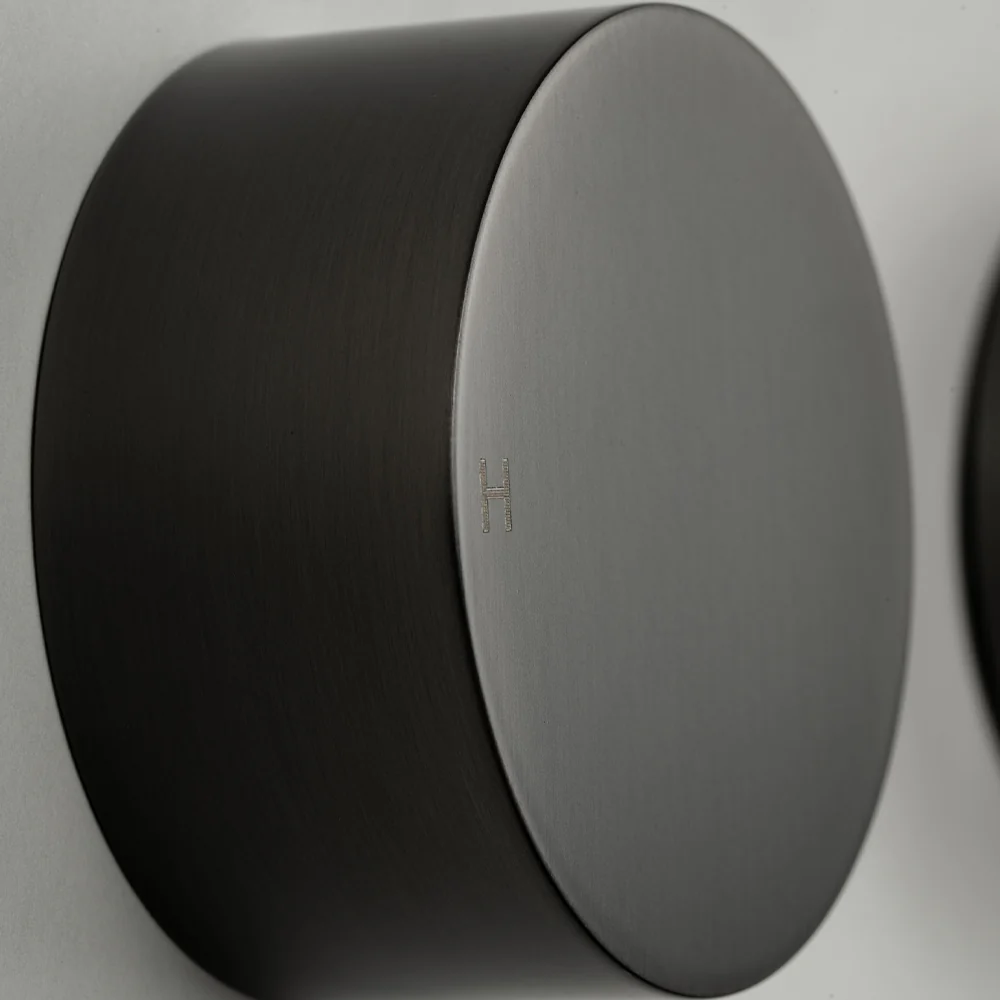 Alma Simon Brushed Gunmetal Simple Circle Handles - Image 5