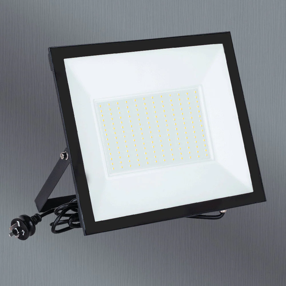 Telbix Neo 150W Led Flood Lead And Plug Black - Image 2