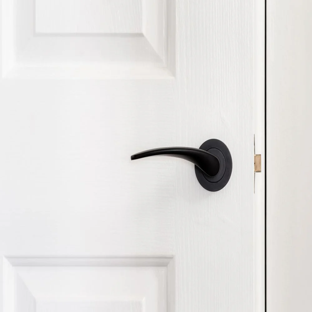 Zanda Apollo Lever Set Door Handle Only Matte Black - Image 5