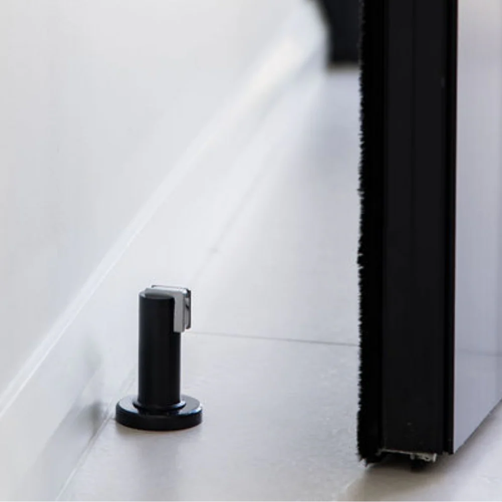 Zanda Magnetic Door Stop Matte Black - Image 4