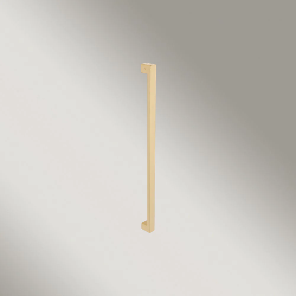 Zanda Polo Pull Handle 900mm Satin Brass - Image 2