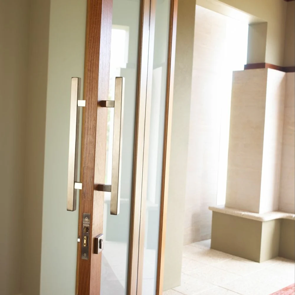 Zanda Square Profile Pull Handle Straight 300mm Stainless Steel - Image 2