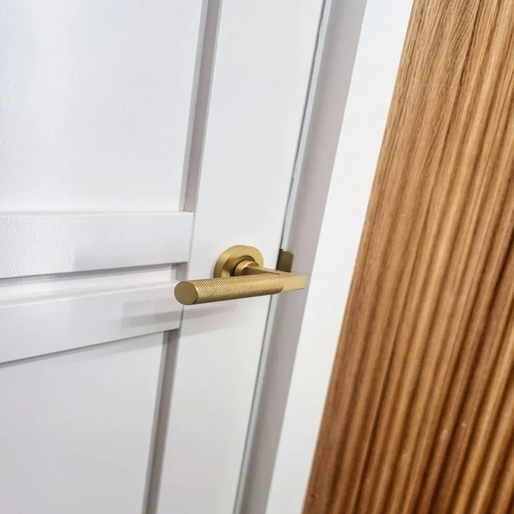 Zanda Zurich Passage Lever Set Door Handle Satin Brass - Image 4